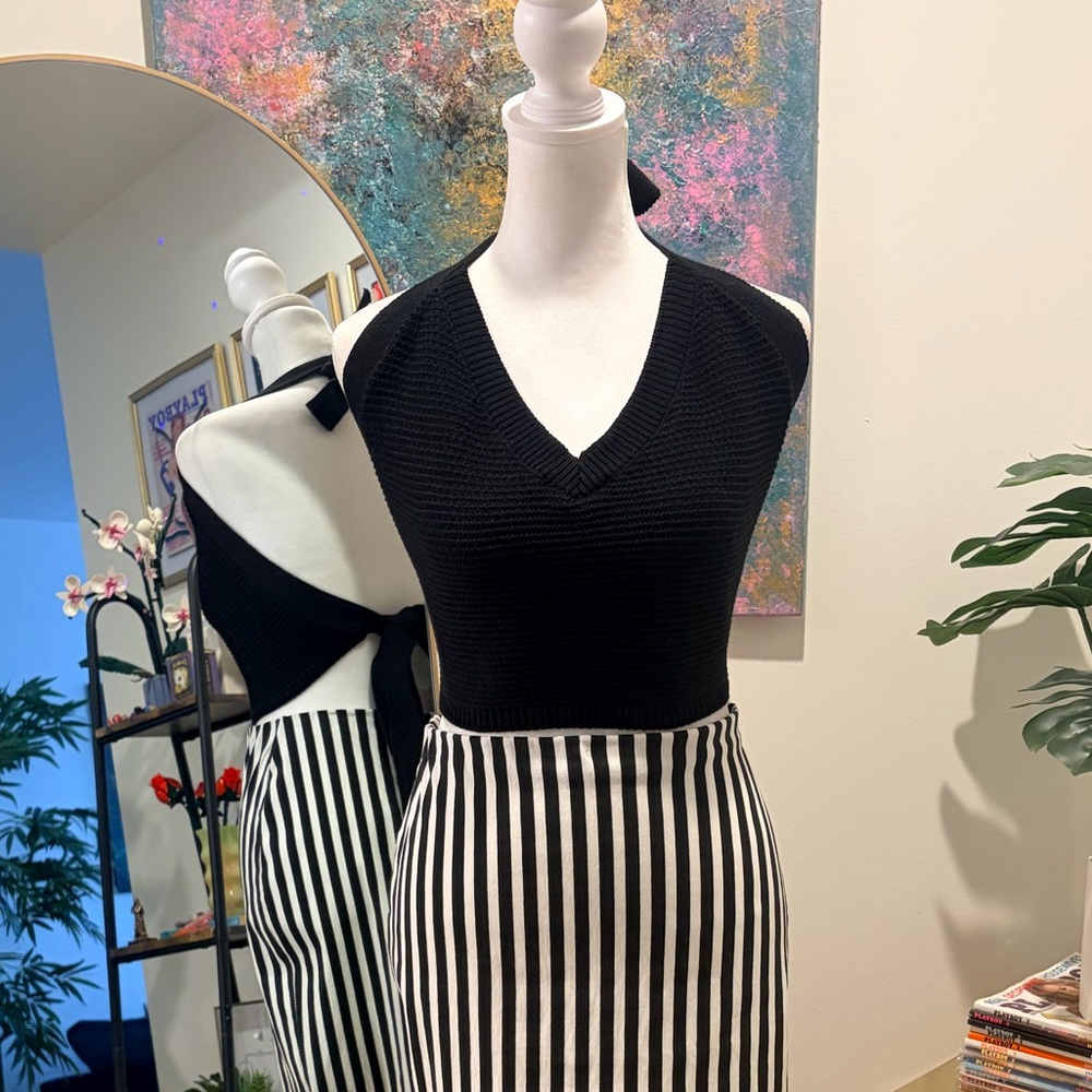 ASOS Topshop Black Knit Cropped Backless Halter top size 14